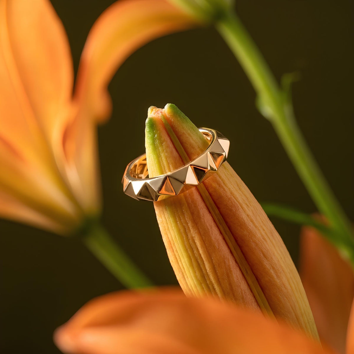 14K / 18K Solid Gold Pyramid Stud Ring