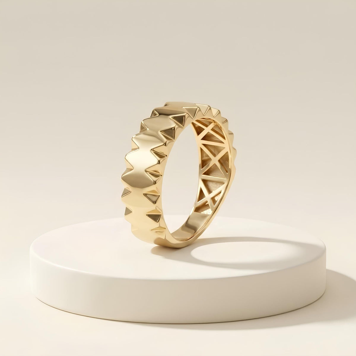 14K / 18K Solid Gold Pyramid Spike Ring