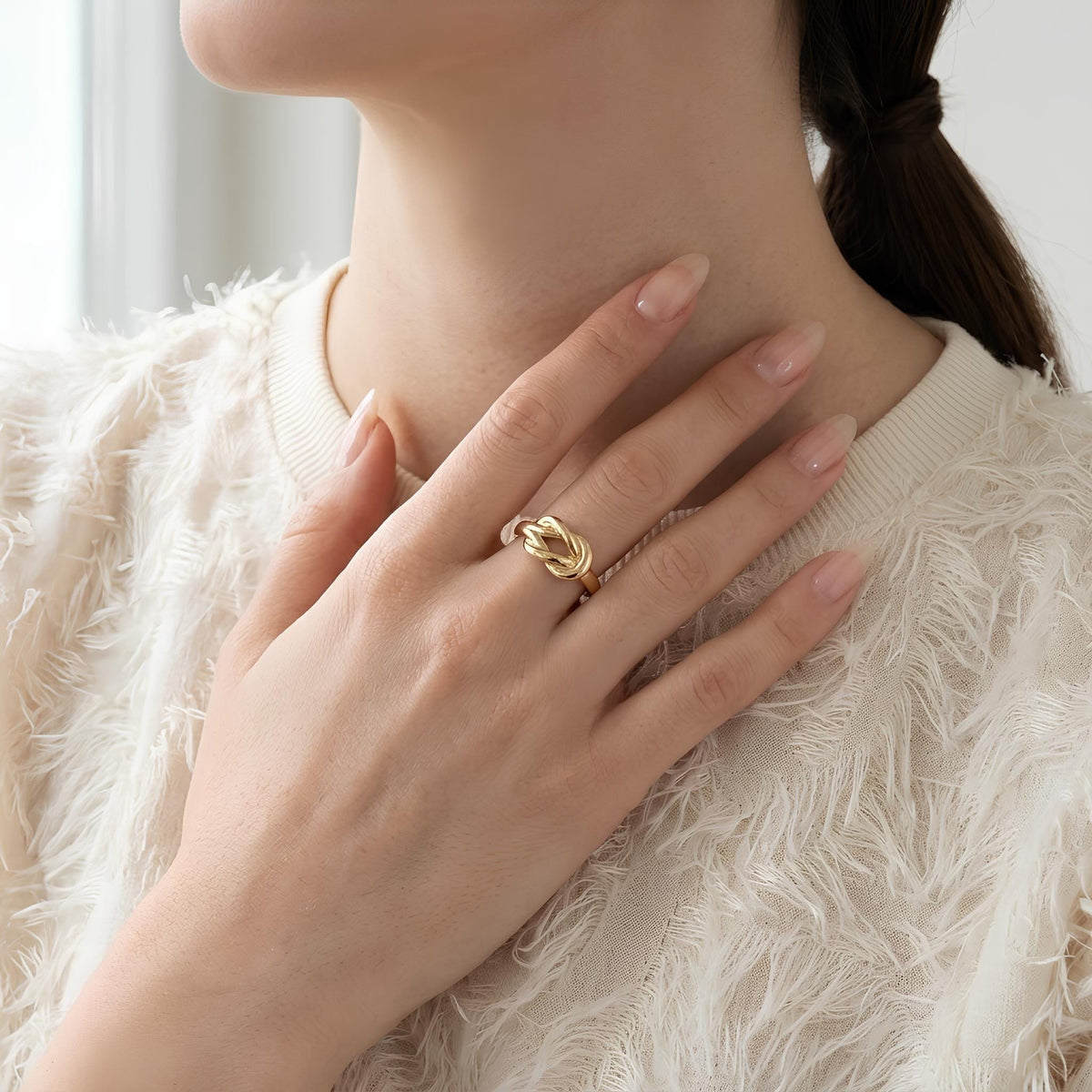 14K / 18K Solid Gold Love Knot Ring