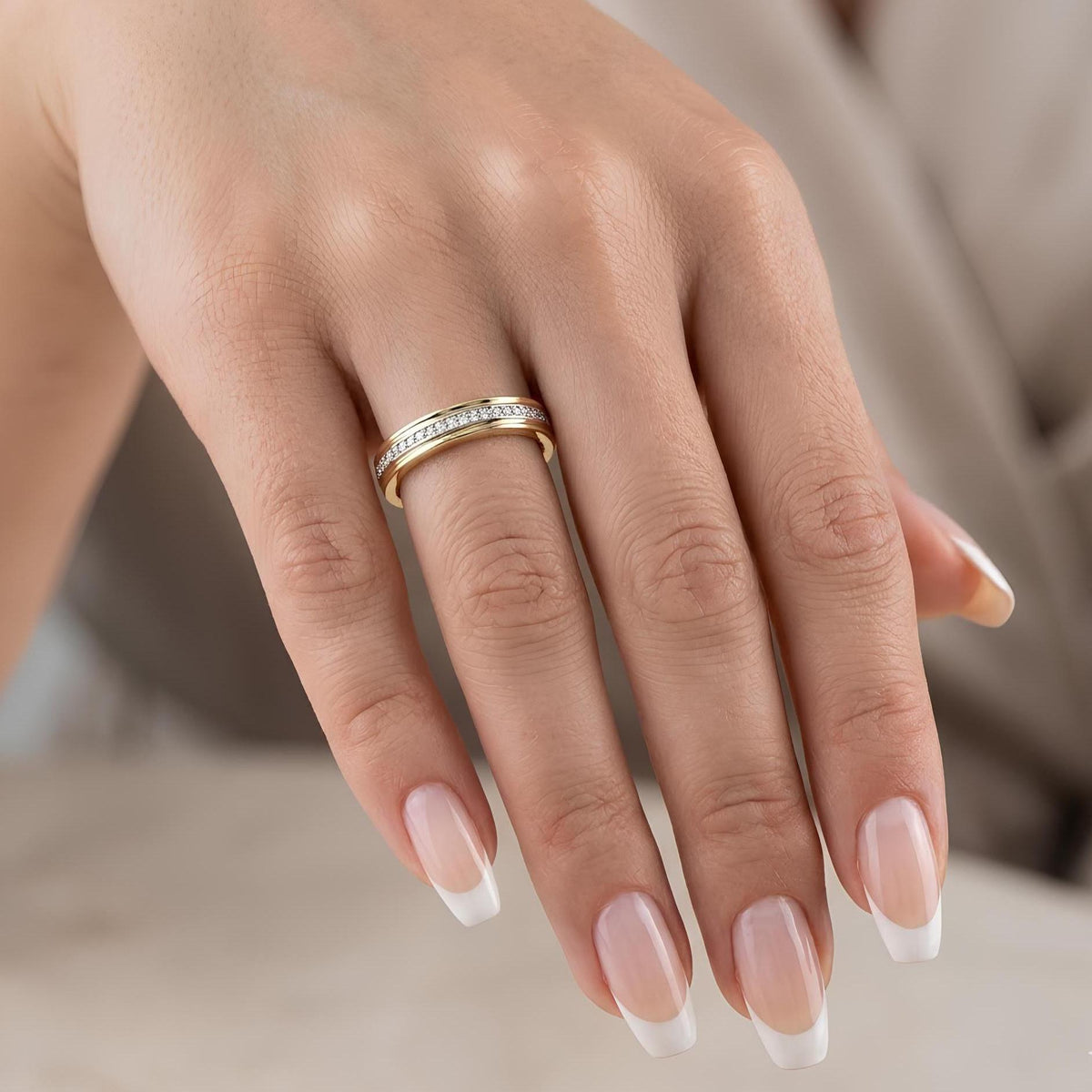 14K / 18K Solid Gold Zircon Wedding Band