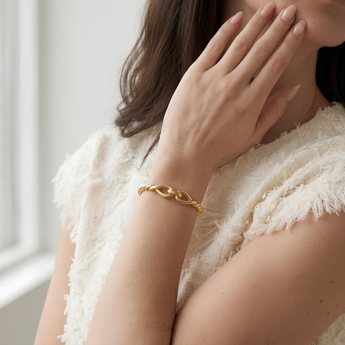 14K / 18K Solid Gold Twisted Rope Knot Bangle