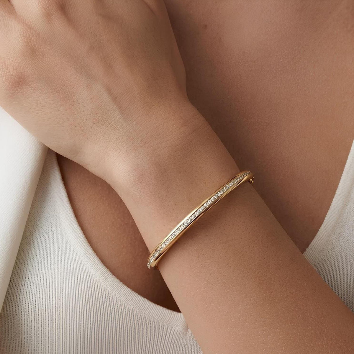 14K / 18K Solid Gold Pavé Zircon Slim Bangle