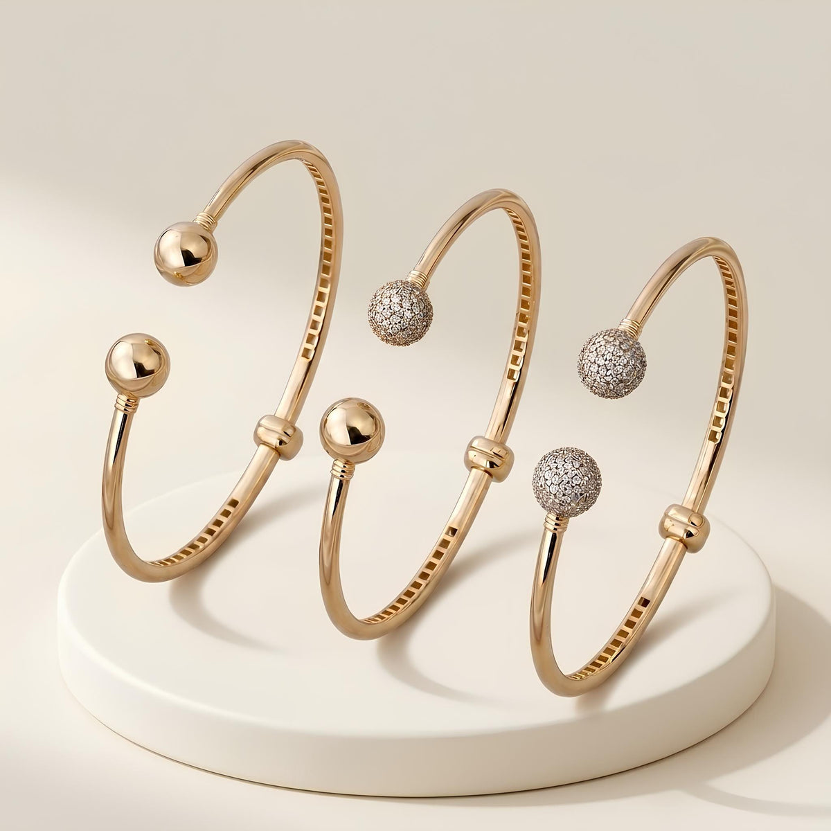 14K / 18K Solid Gold Ball Bangle