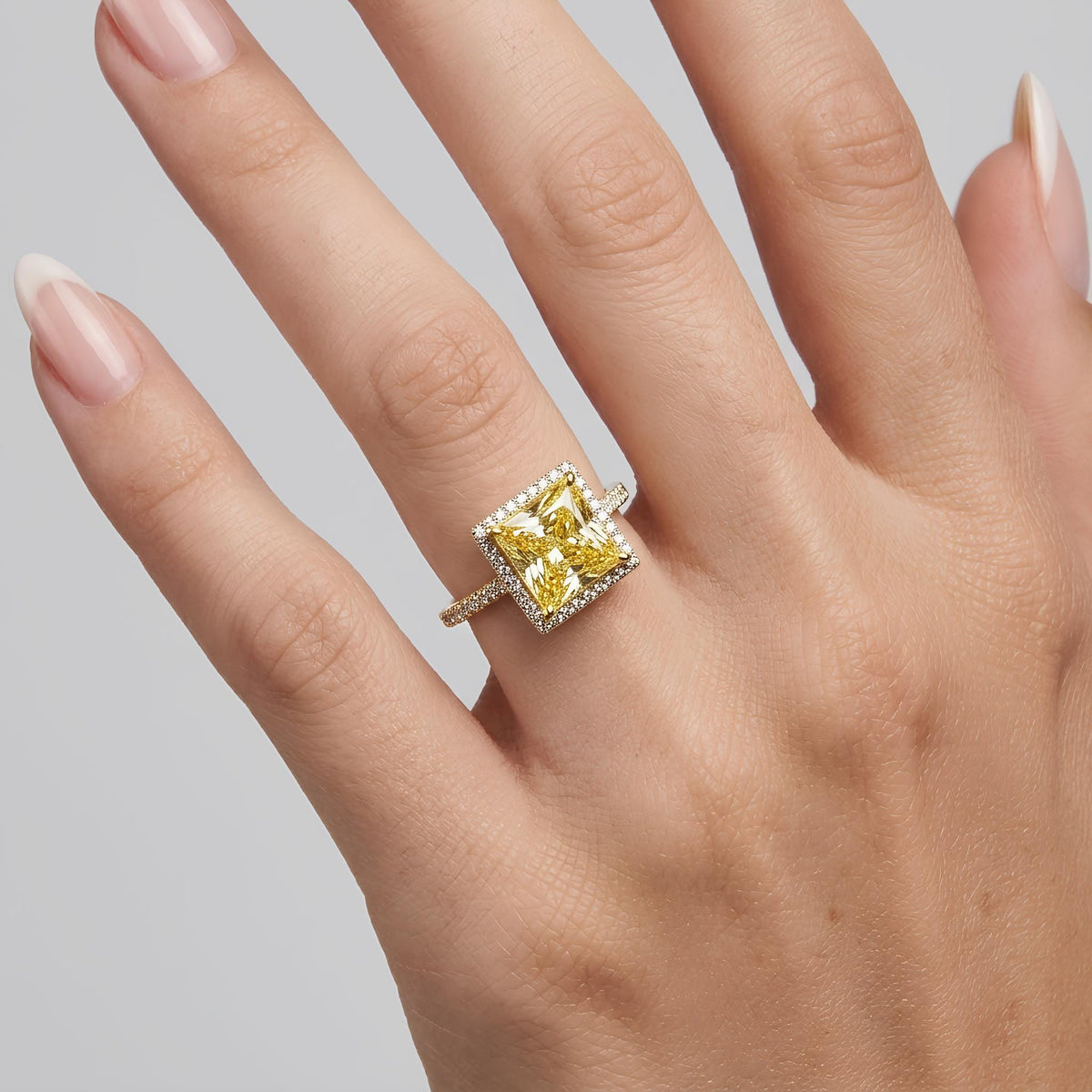 14K / 18K Solid Gold Yellow Zircon Halo Ring