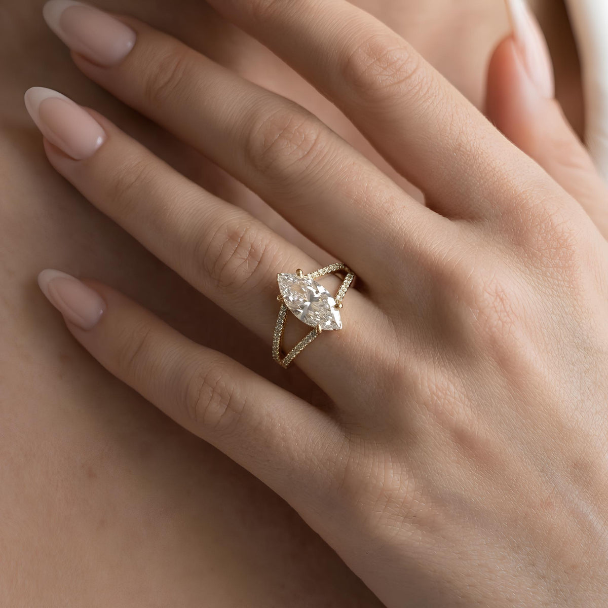 14K / 18K Solid Gold Marquise Zircon Ring