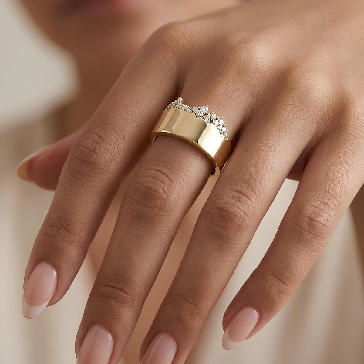 14K / 18K Solid Gold Scattered Zircon Band