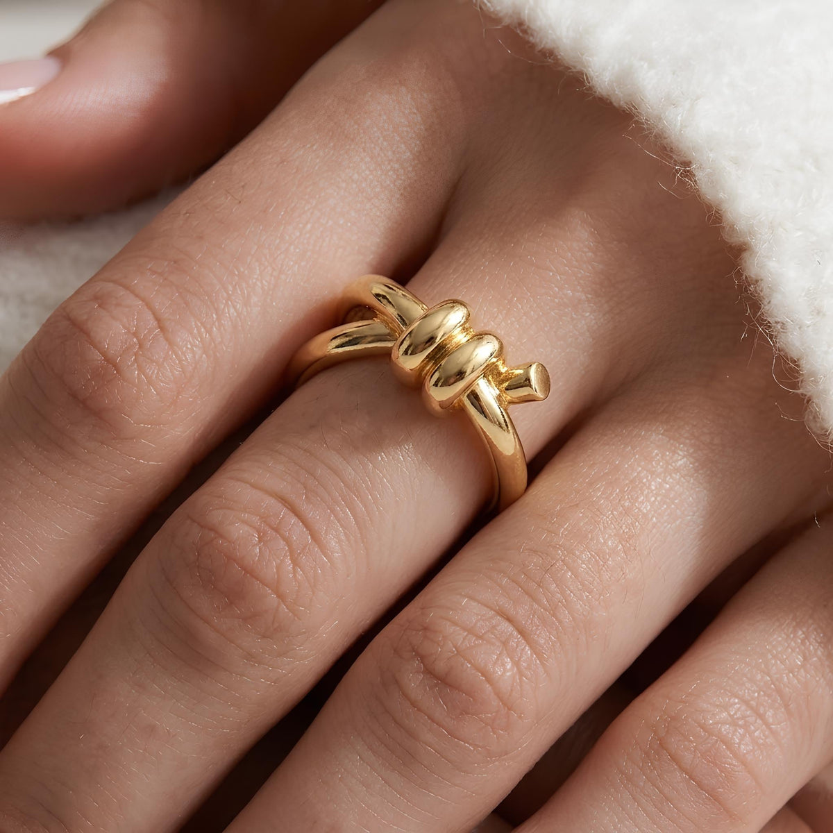 14K / 18K Solid Gold Knot Ring