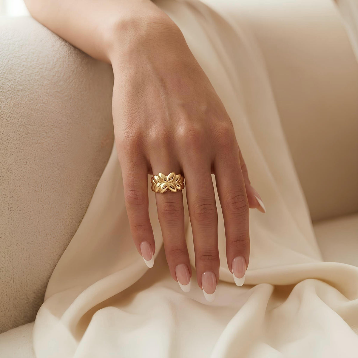 14K / 18K Solid Gold Leaf Ring