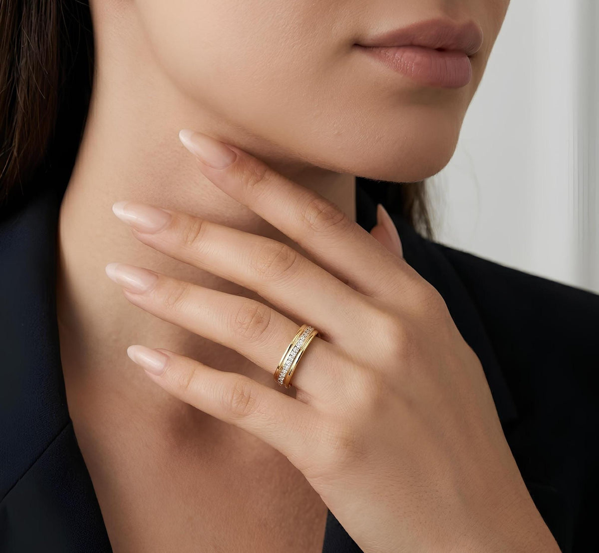 14K / 18K Solid Gold Zircon Wedding Band