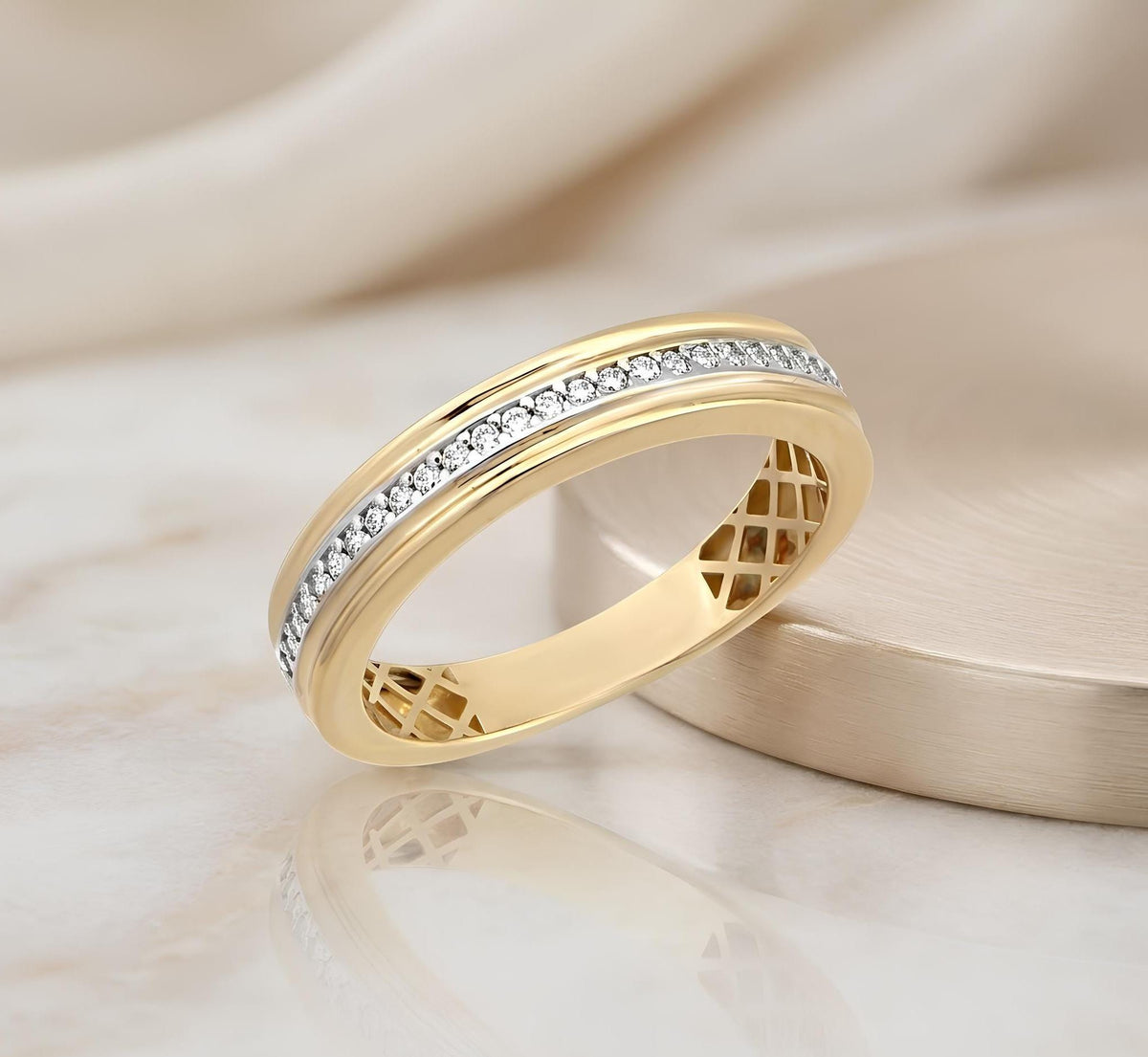 14K / 18K Solid Gold Zircon Wedding Band