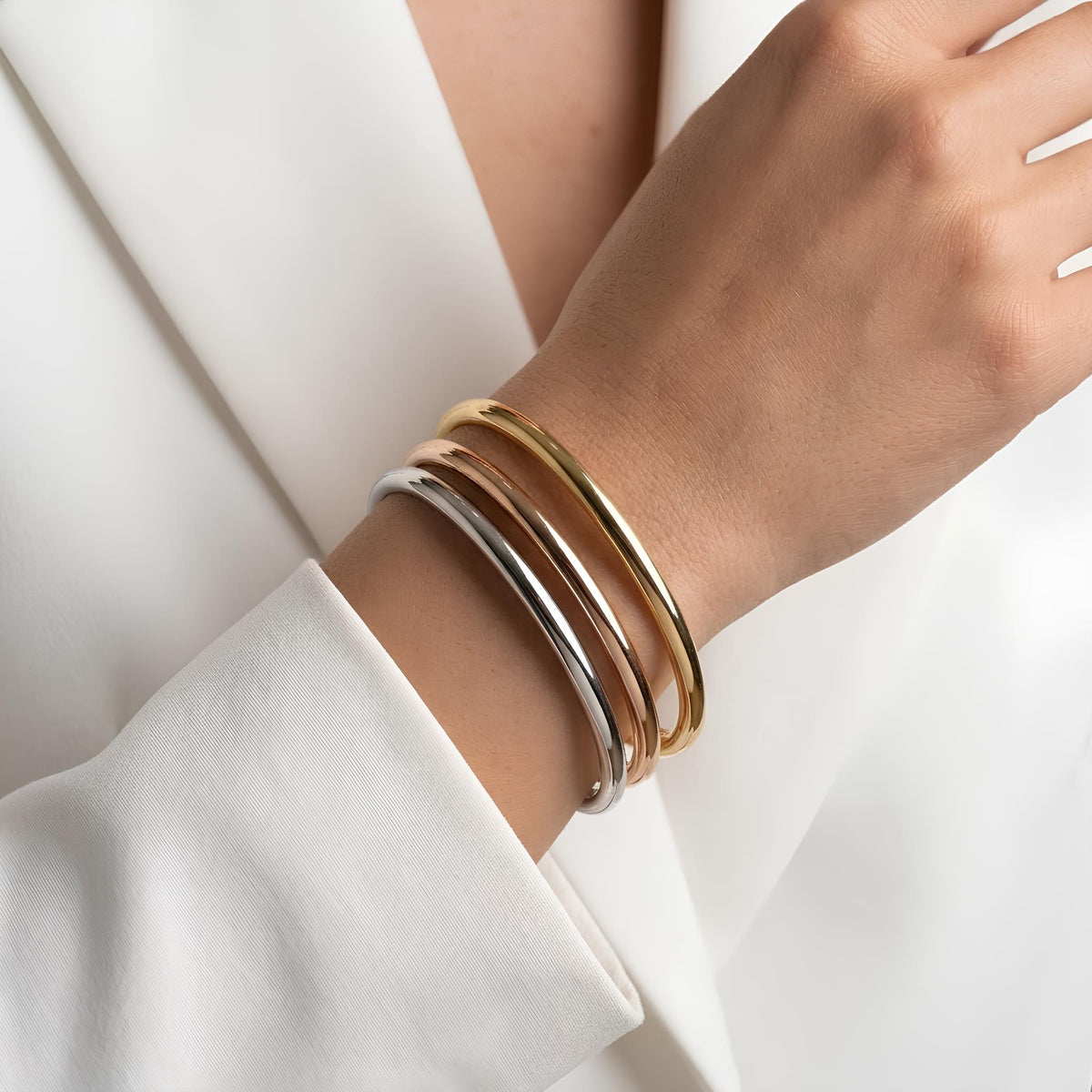 14K / 18K Solid Gold Hinged Bangle