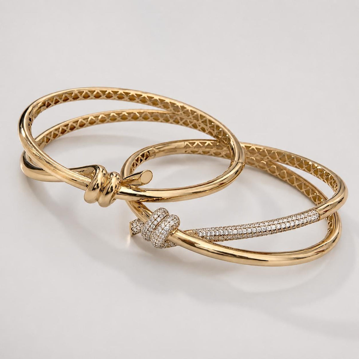 14K / 18K Solid Gold Knot Bangle