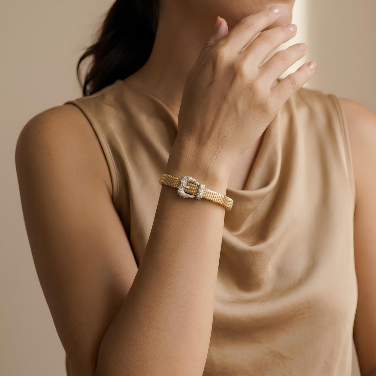 14K / 18K Solid Gold Buckle Bangle