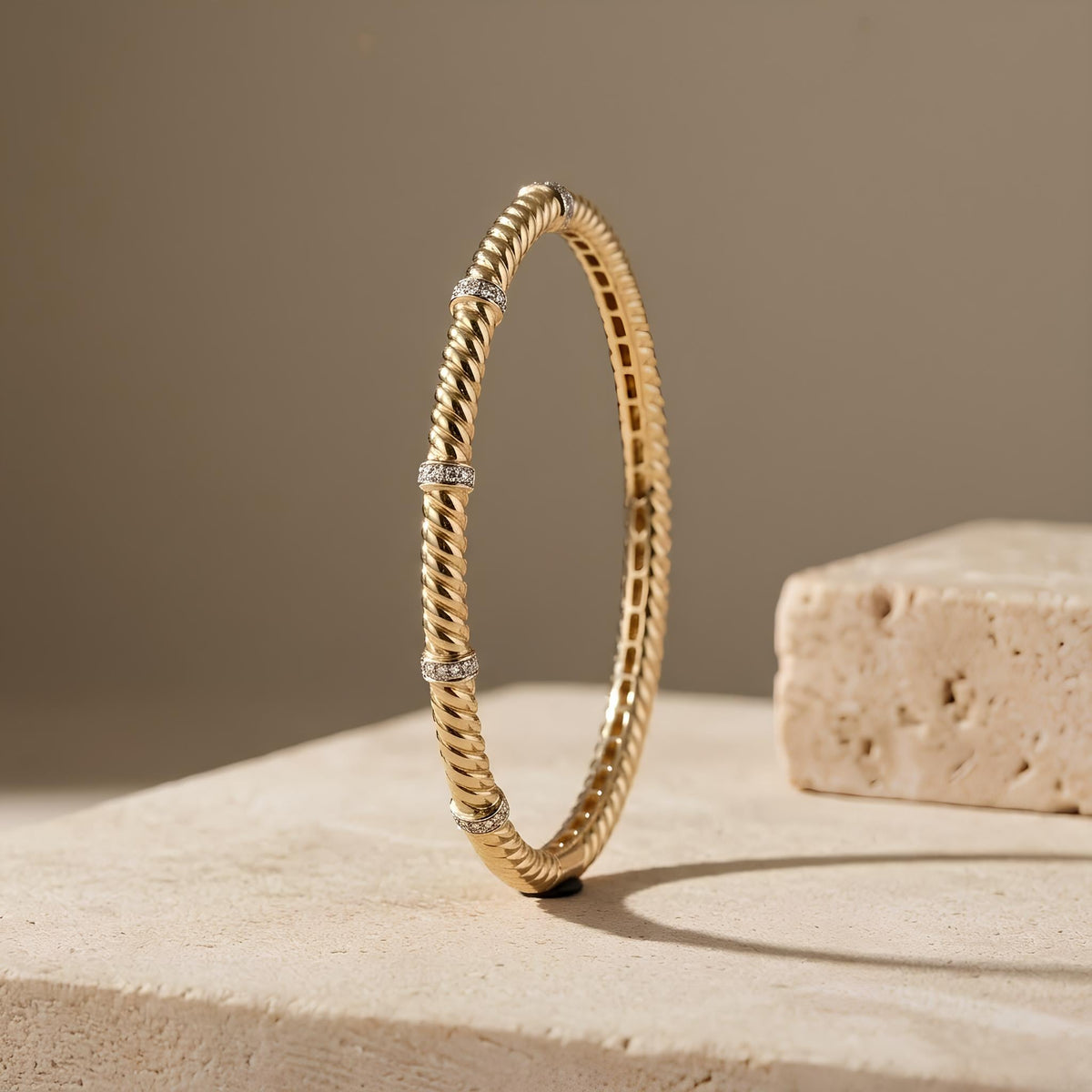 14K / 18K Solid Gold Twisted Rope Bangle