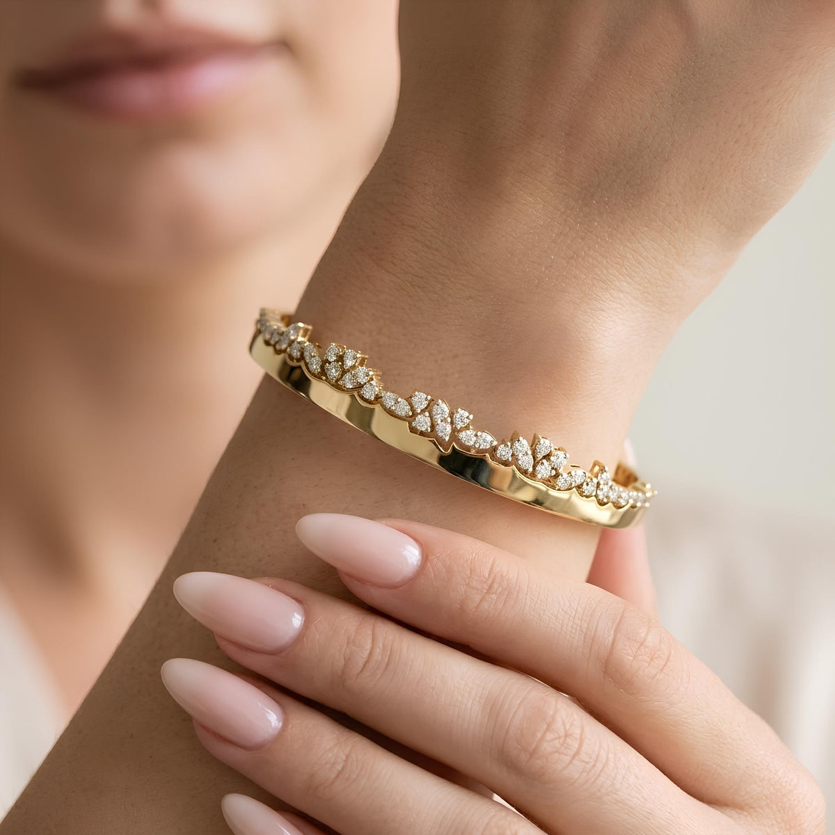 14K / 18K Solid Gold Pave Zircon Vine Bangle