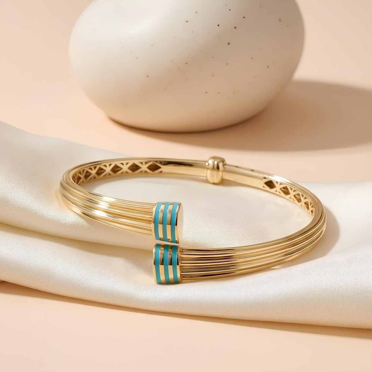14K / 18K Solid Gold Ottoman-Inspired Enamel Bangle
