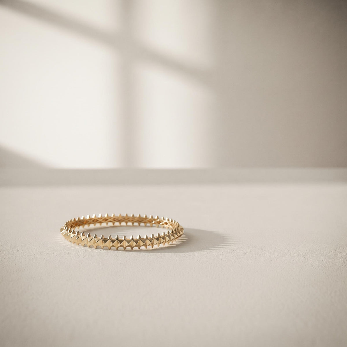 14K / 18K Solid Gold Spike Bangle