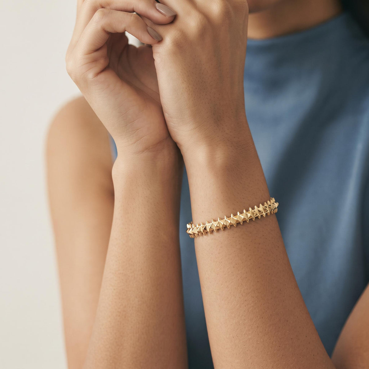 14K / 18K Solid Gold Spike Bangle