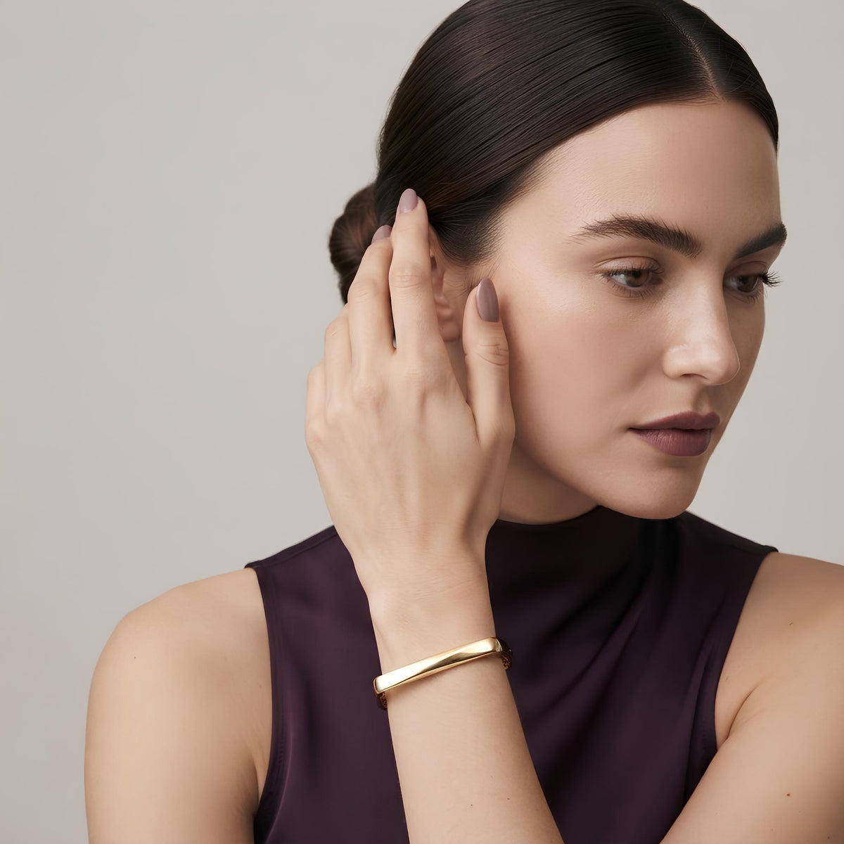 14K / 18K Solid Gold Square Bangle