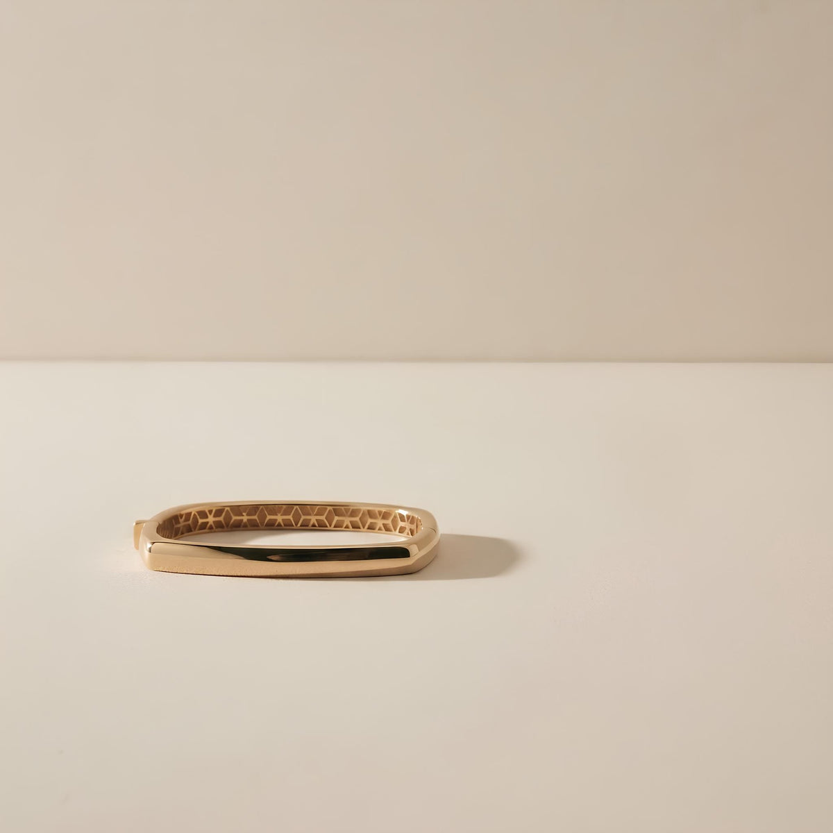 14K / 18K Solid Gold Square Bangle