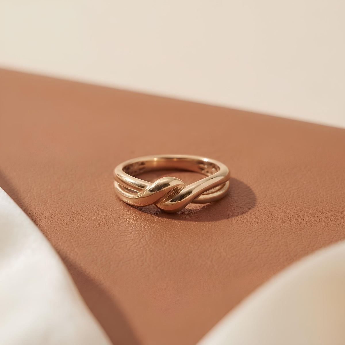 14K / 18K Solid Gold Love Knot Ring