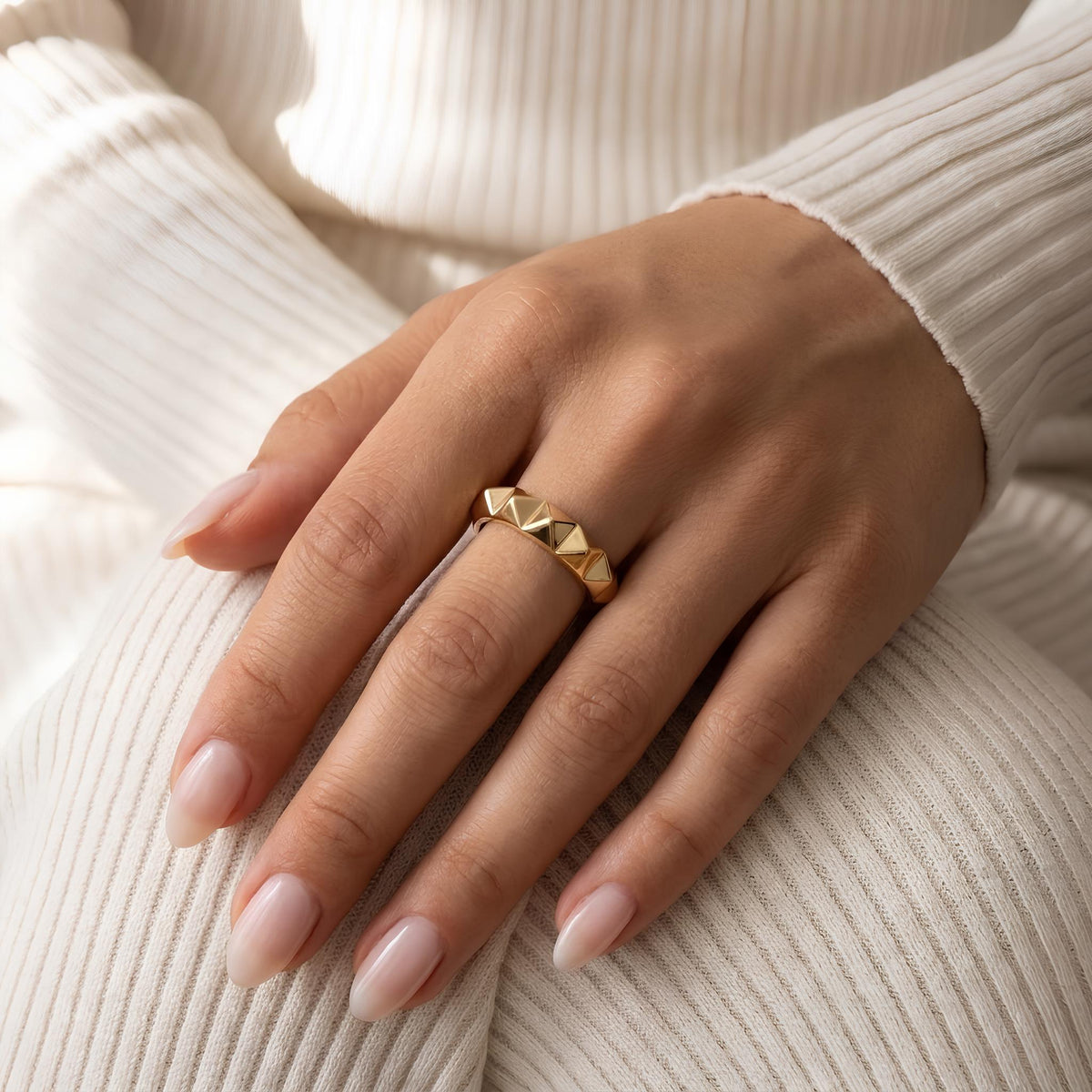 14K / 18K Solid Gold Pyramid Stud Ring
