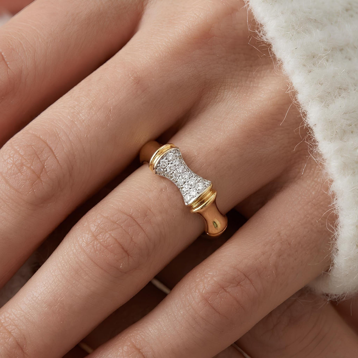 14K / 18K Solid Gold Bamboo Zircon Ring
