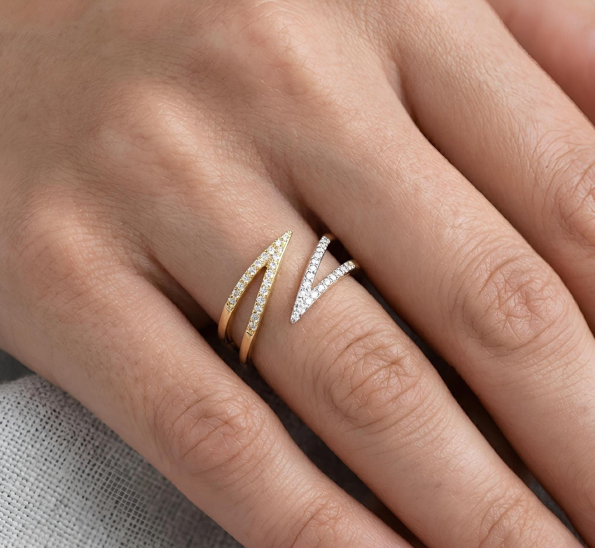 14K / 18K Solid Gold Chevron Ring