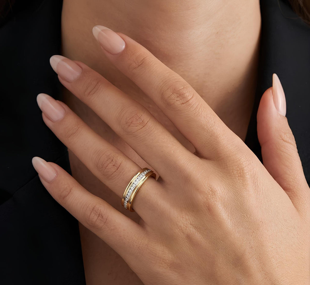 14K / 18K Solid Gold Zircon Wedding Band