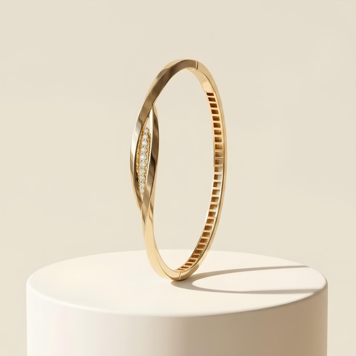 14K / 18K Solid Gold Twisted Bangle