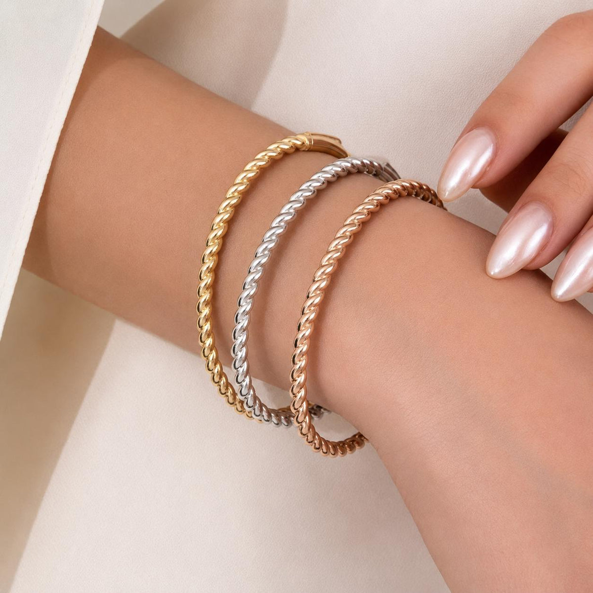 14K / 18K Solid Gold Rope Bangle