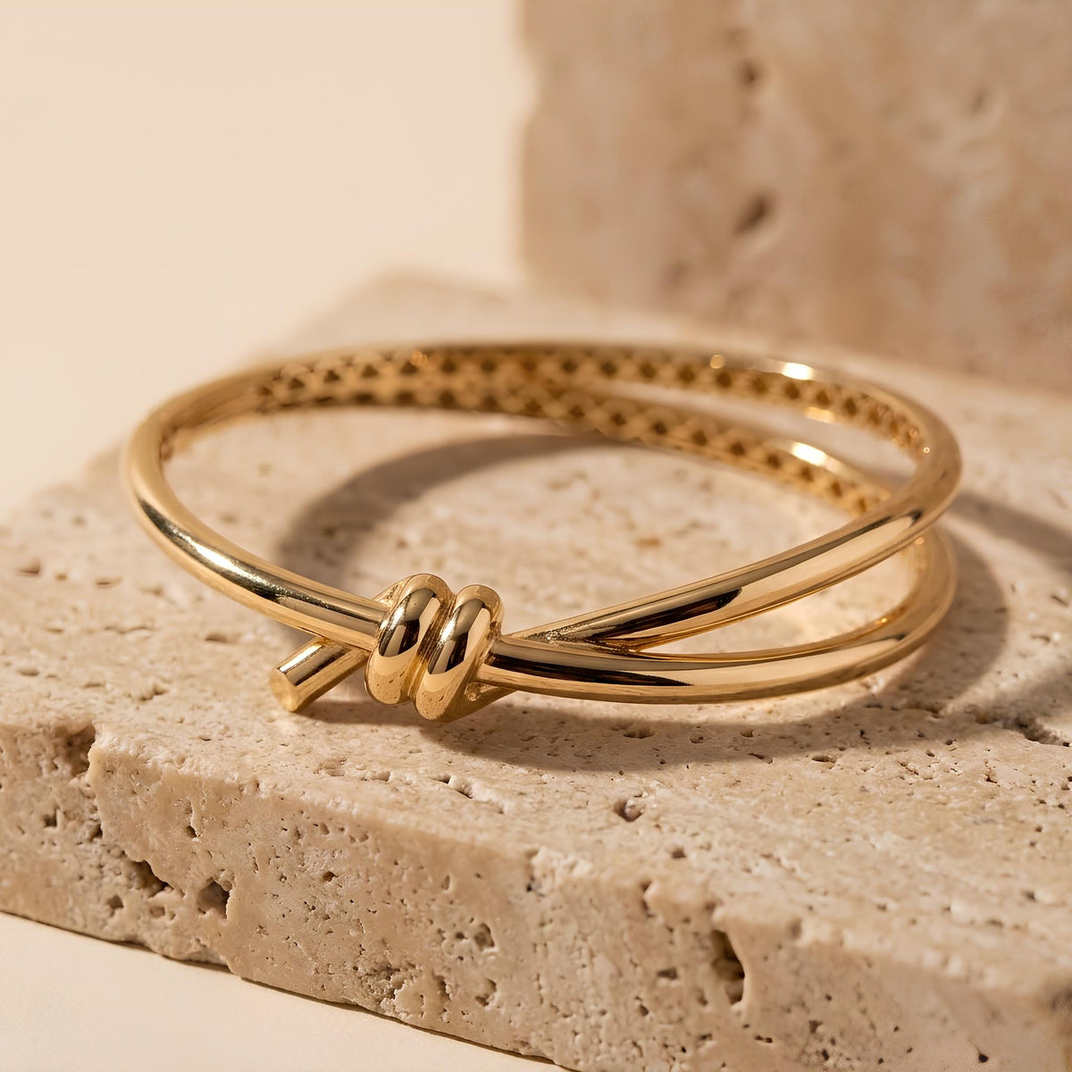 14K / 18K Solid Gold Knot Bangle