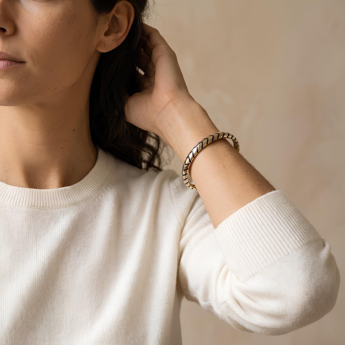 14K / 18K Solid Gold Chevron Enamel Bangle