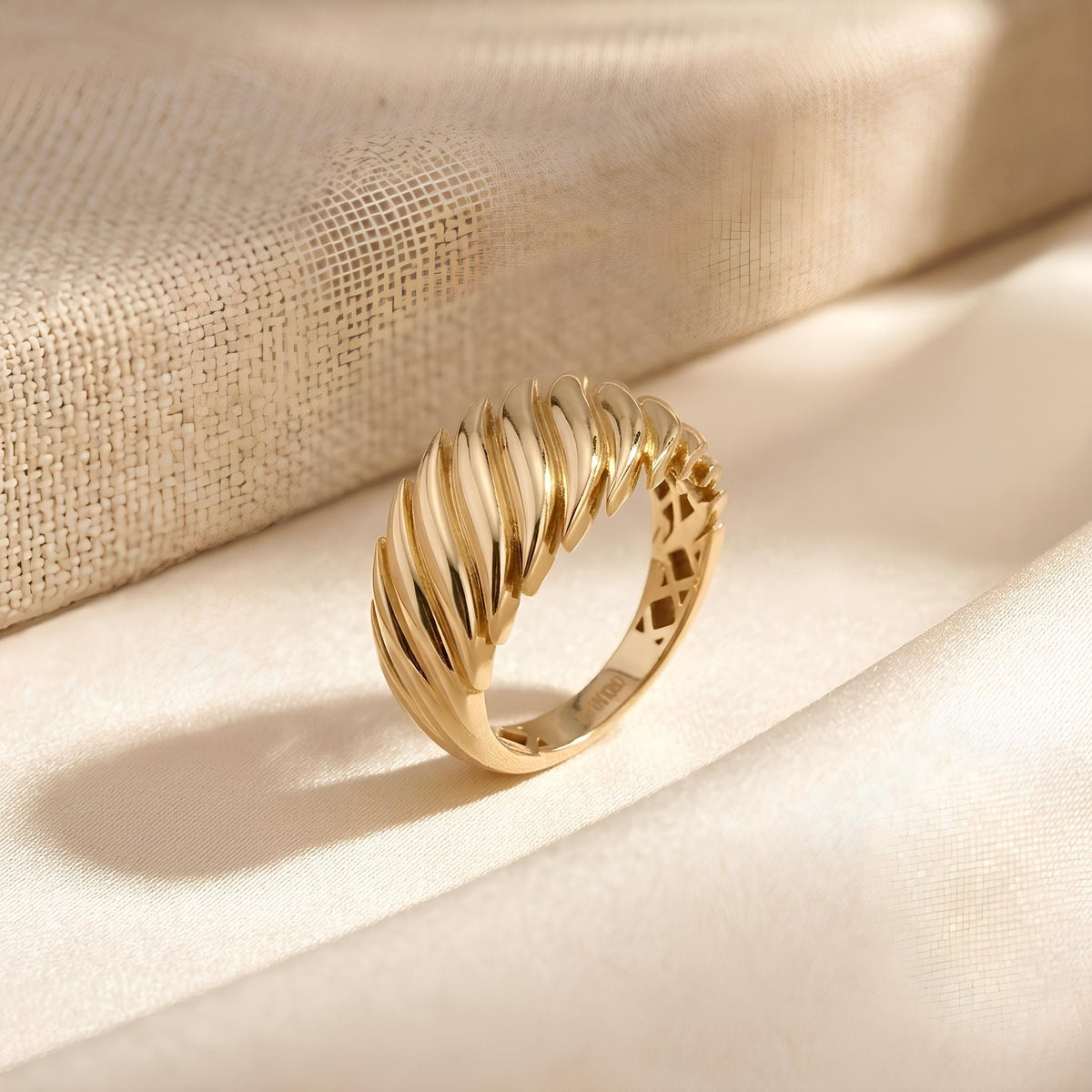 14K / 18K Solid Gold Croissant Ring