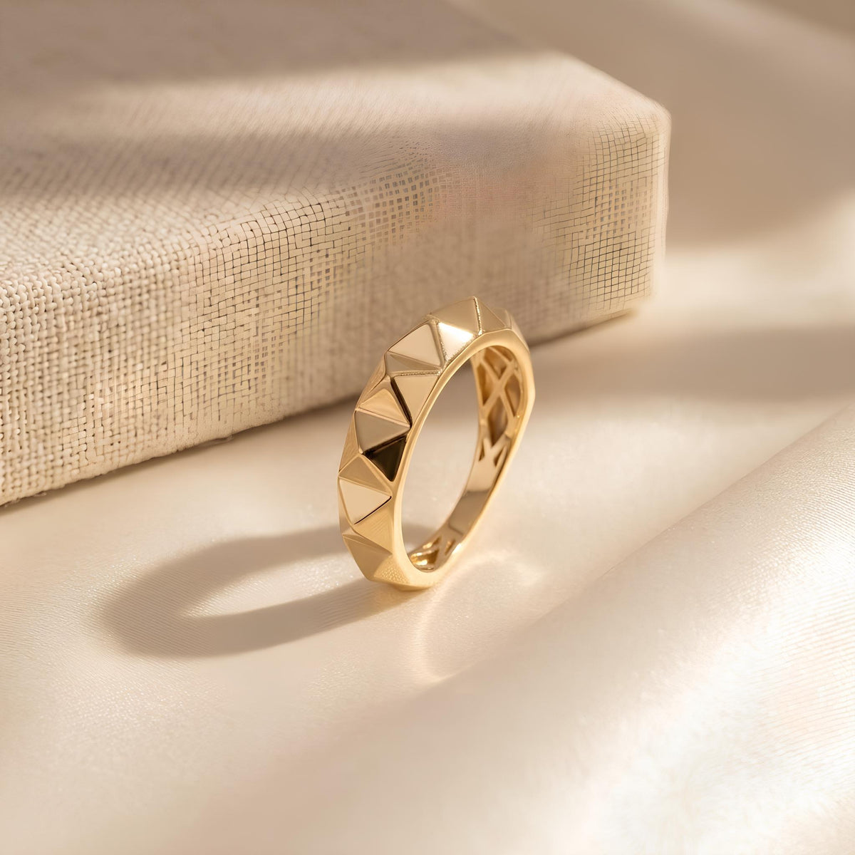 14K / 18K Solid Gold Pyramid Stud Ring