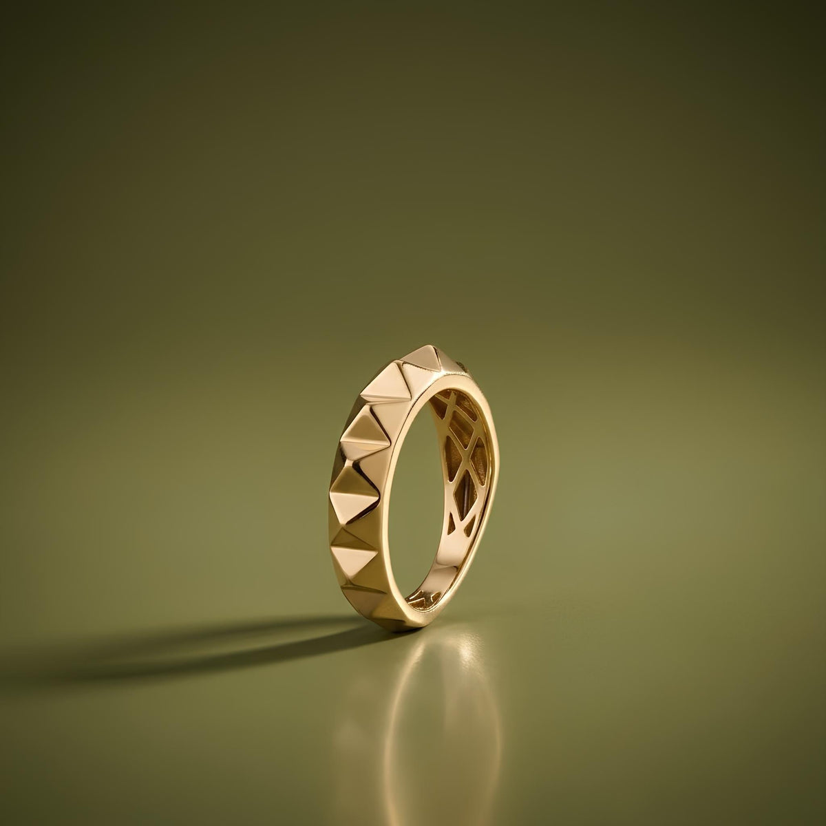 14K / 18K Solid Gold Pyramid Stud Ring