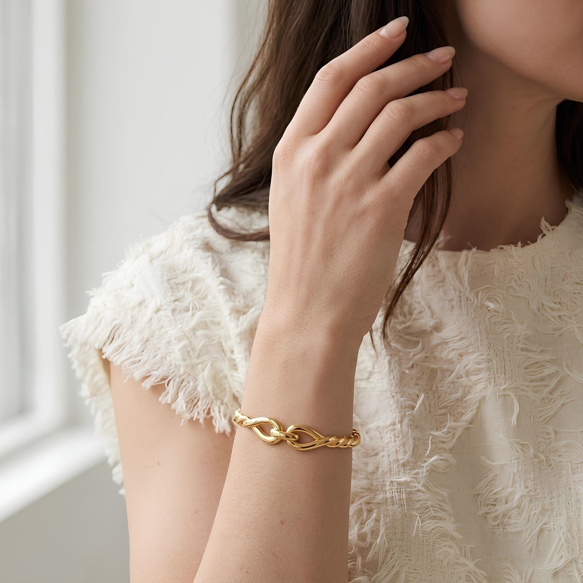 14K / 18K Solid Gold Twisted Rope Knot Bangle