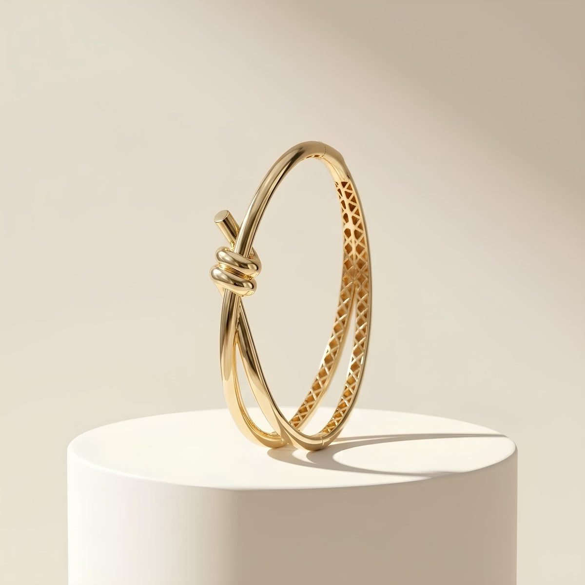 14K / 18K Solid Gold Knot Bangle