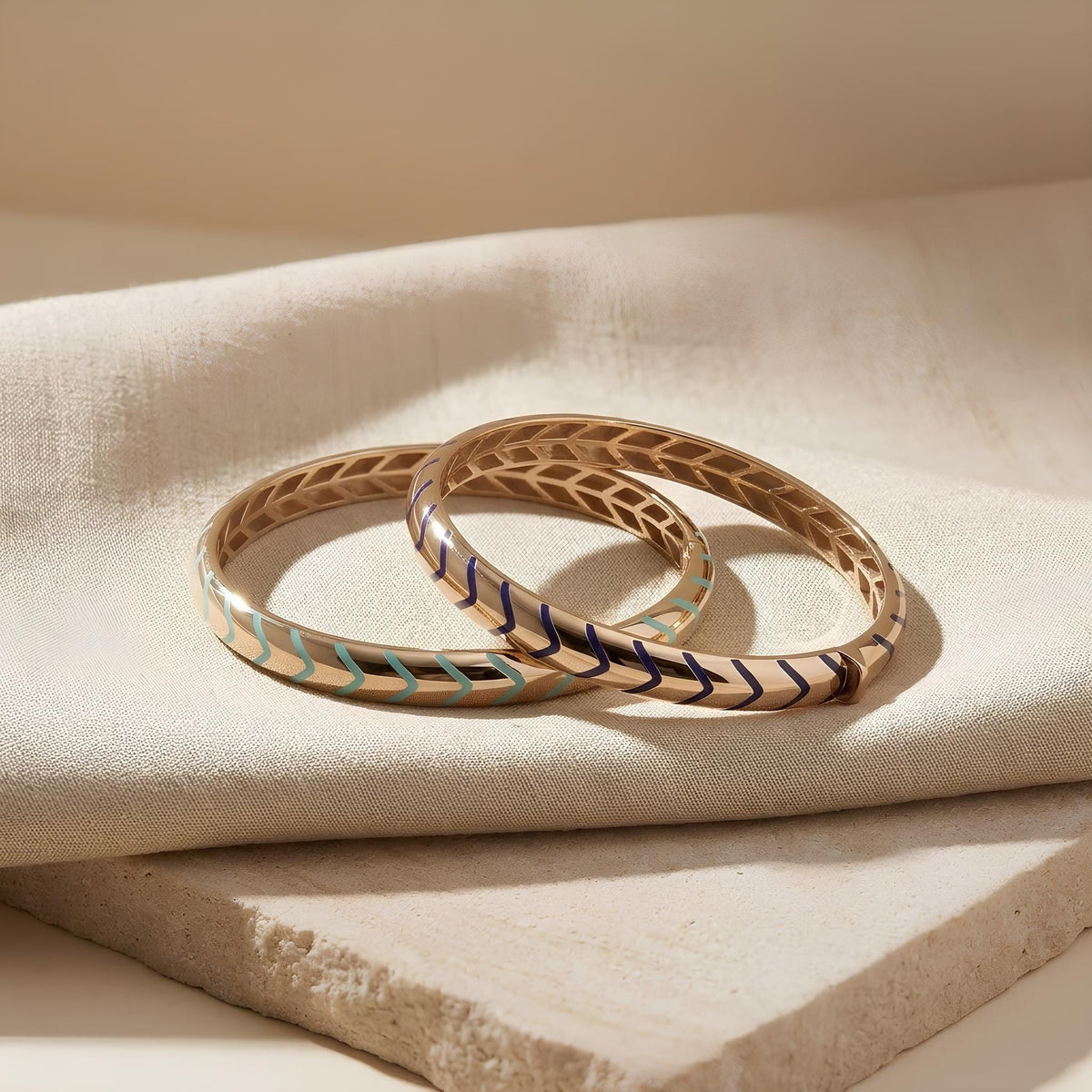 14K / 18K Solid Gold Chevron Enamel Bangle