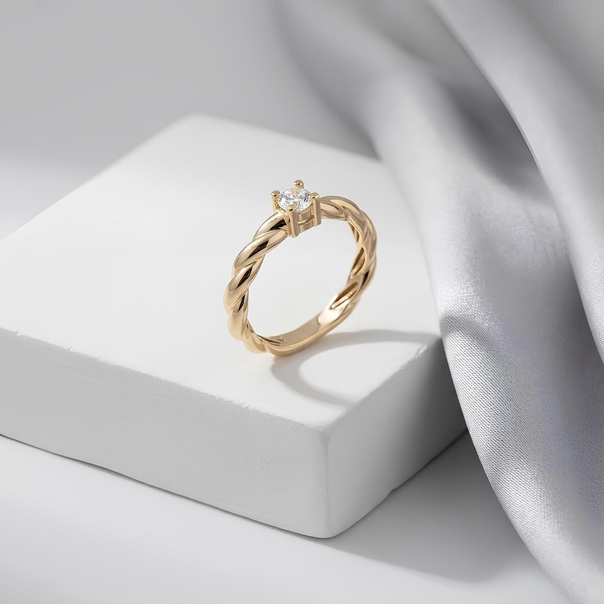 14K / 18K Solid Gold Twisted Rope Solitaire Ring