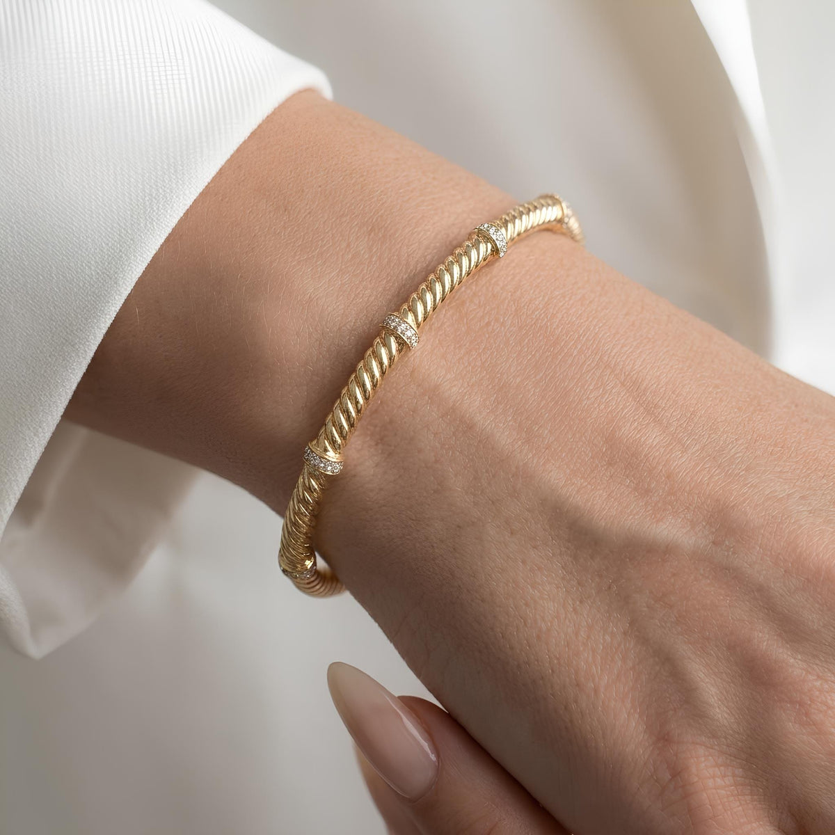 14K / 18K Solid Gold Twisted Rope Bangle