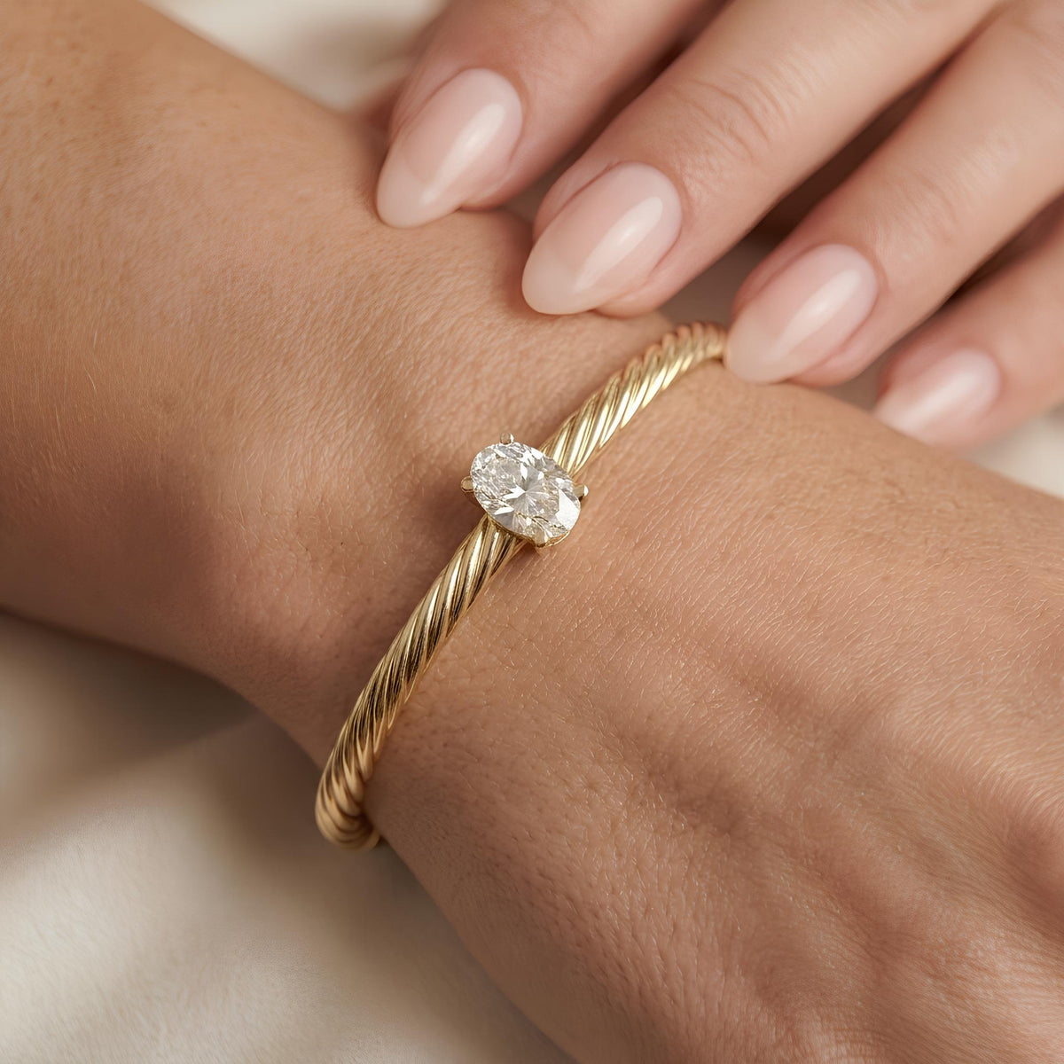 14K / 18K Solid Gold Twisted Cable Bangle