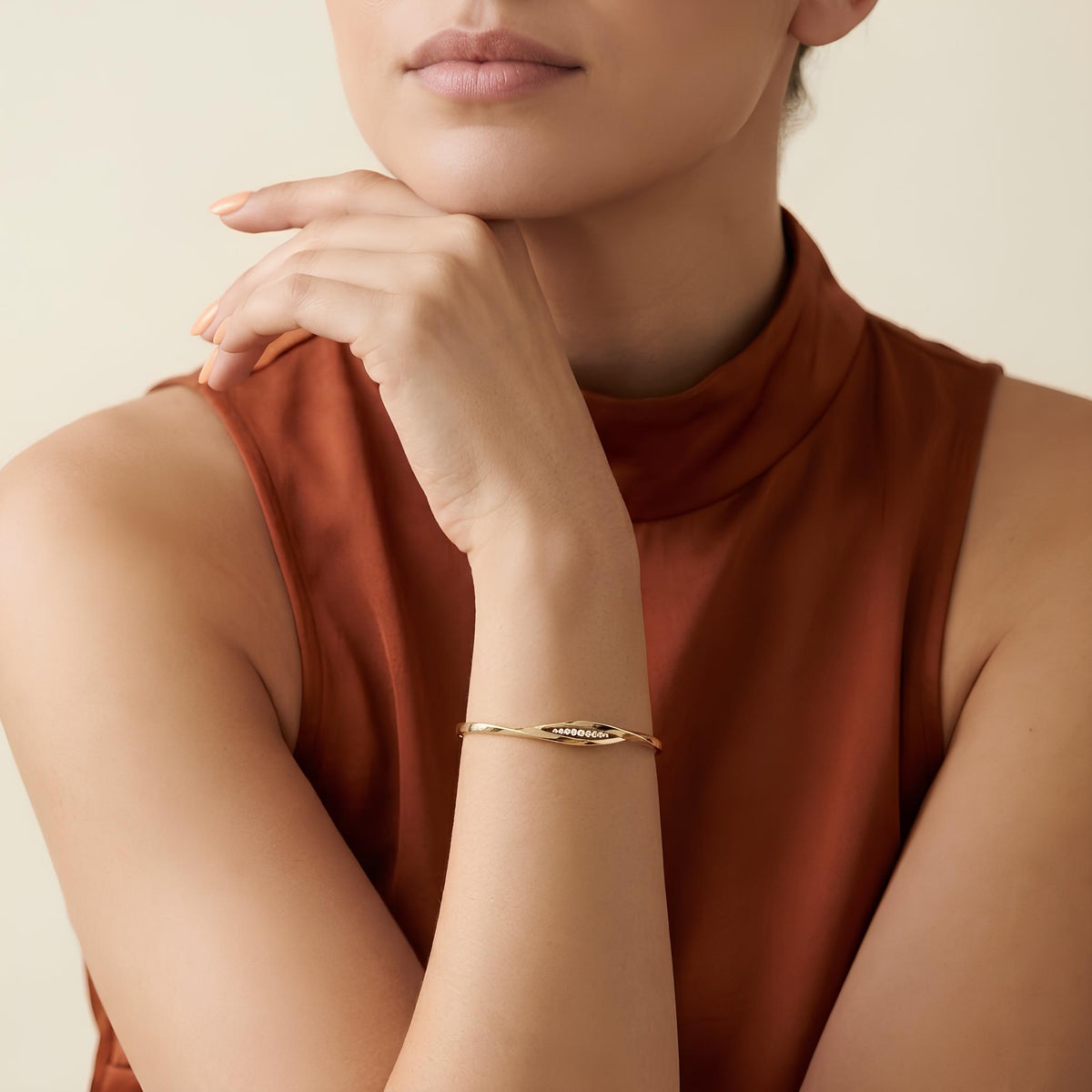 14K / 18K Solid Gold Twisted Bangle
